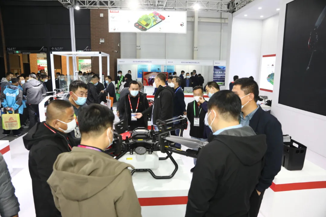 江西：到2028年全省農(nóng)用無(wú)人機(jī)保有量達(dá)1.2萬(wàn)臺(tái)以上