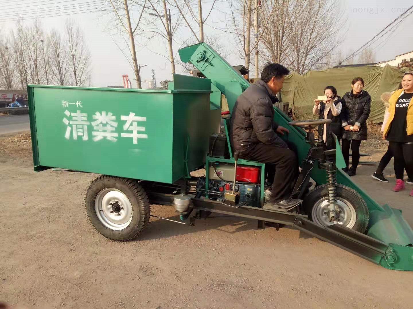 牛舍自动清粪车 羊粪收集刮粪机