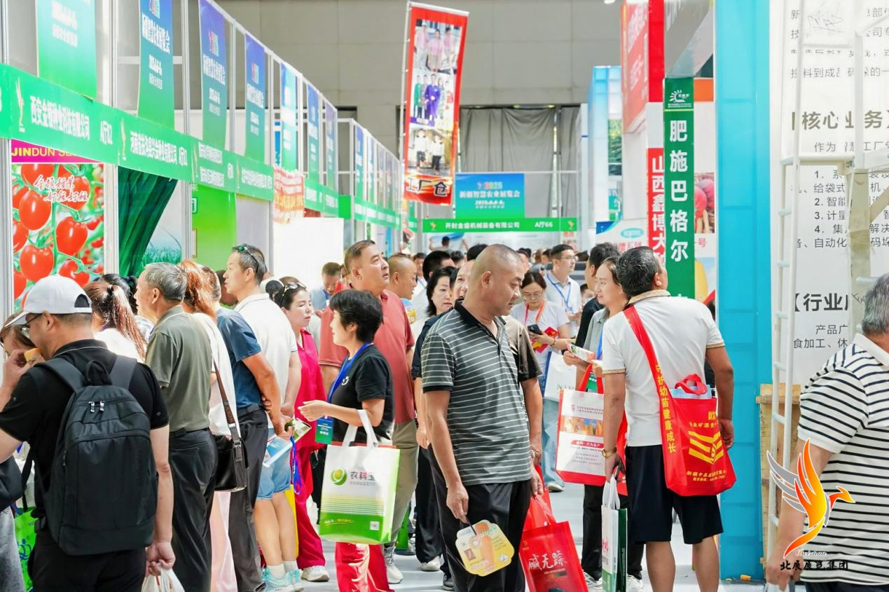 2025新疆智慧農(nóng)業(yè)展覽會(huì)首日綻放光彩，企業(yè)與市場(chǎng)共繪發(fā)展藍(lán)圖