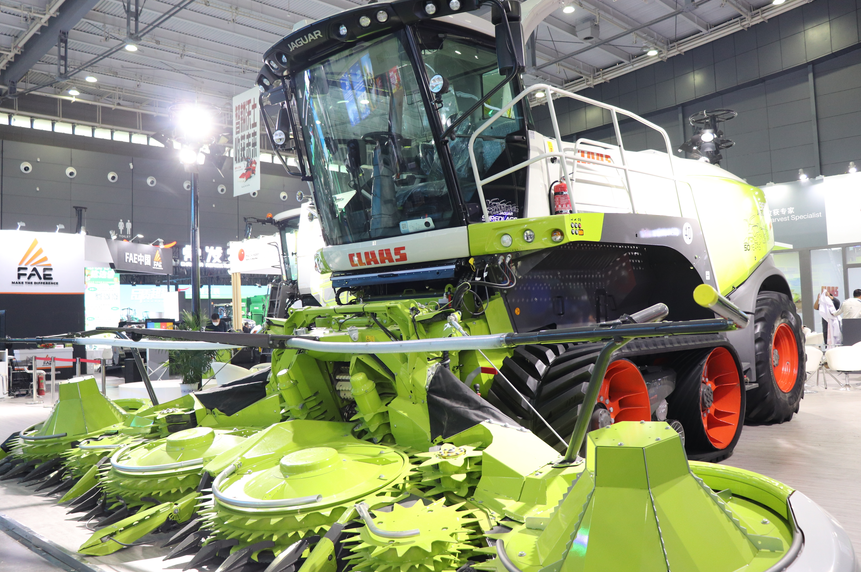 2025全国饲草料生产劳动和技能竞赛在郑州举办